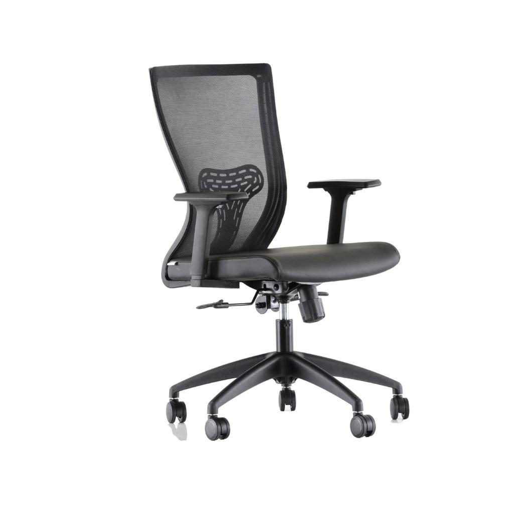 Quatro Şef Koltuğu Ayarlı Kolçak + Plastik Ayak